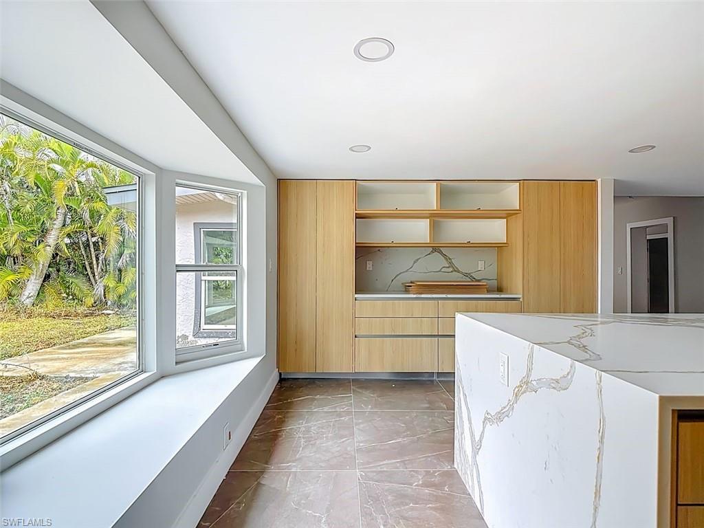 WEST ROCKS - Residential