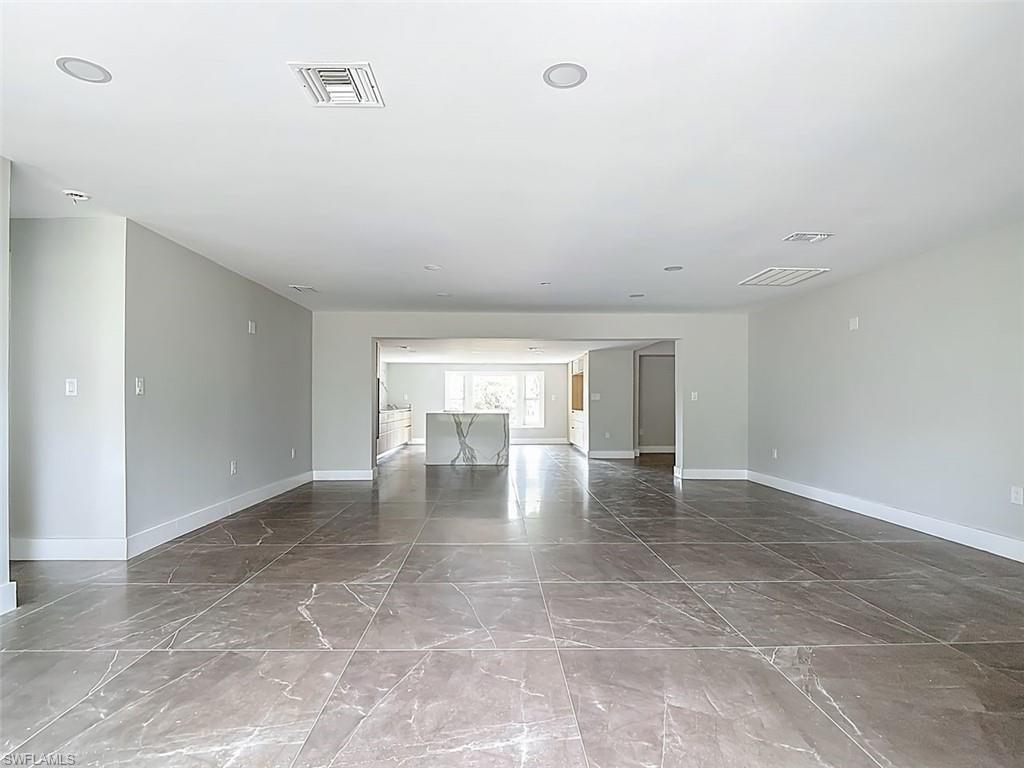 WEST ROCKS - Residential