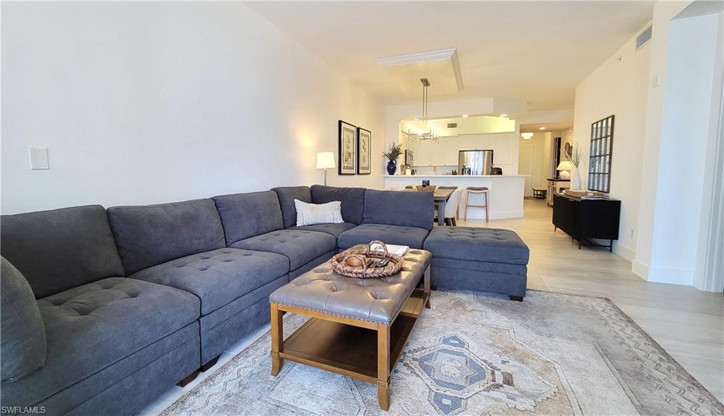 REGATTA - Residential Lease