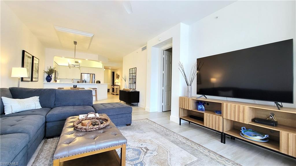 REGATTA - Residential Lease