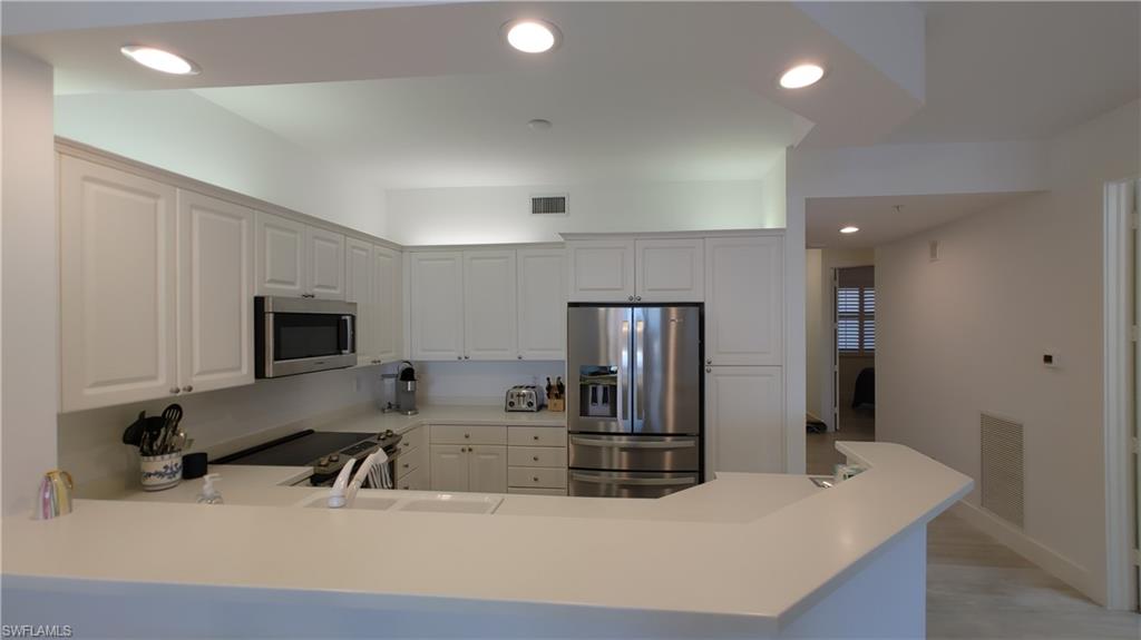 REGATTA - Residential Lease