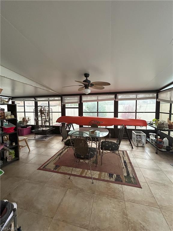 FOXMOOR LAKES - Residential Lease