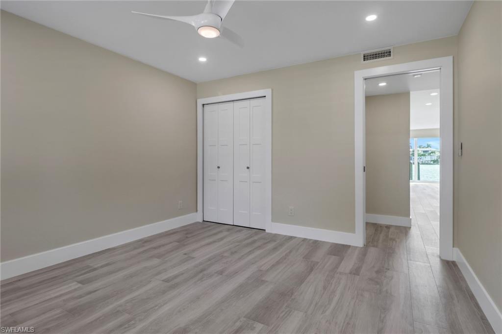 YACHT HARBOR MANOR - Residential Lease