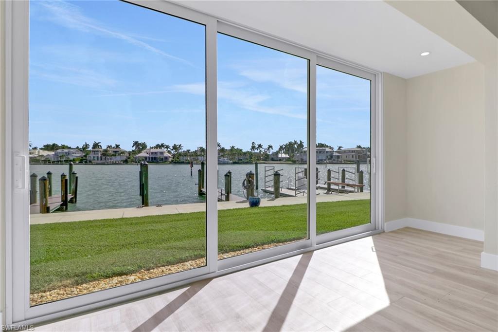 YACHT HARBOR MANOR - Residential Lease