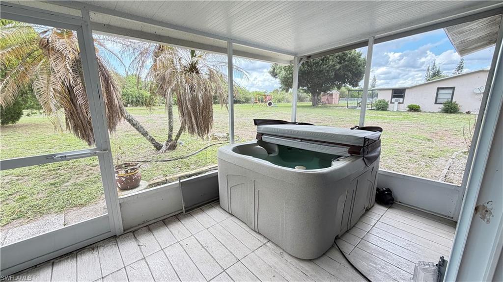 CARLTON PARK - Residential