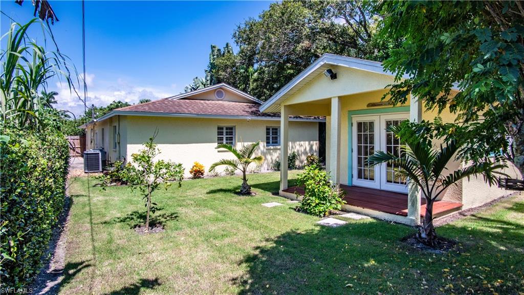 NAPLES PARK - Residential