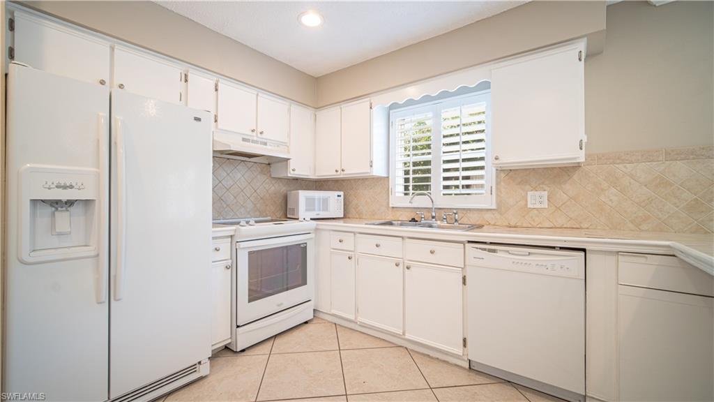 NAPLES PARK - Residential