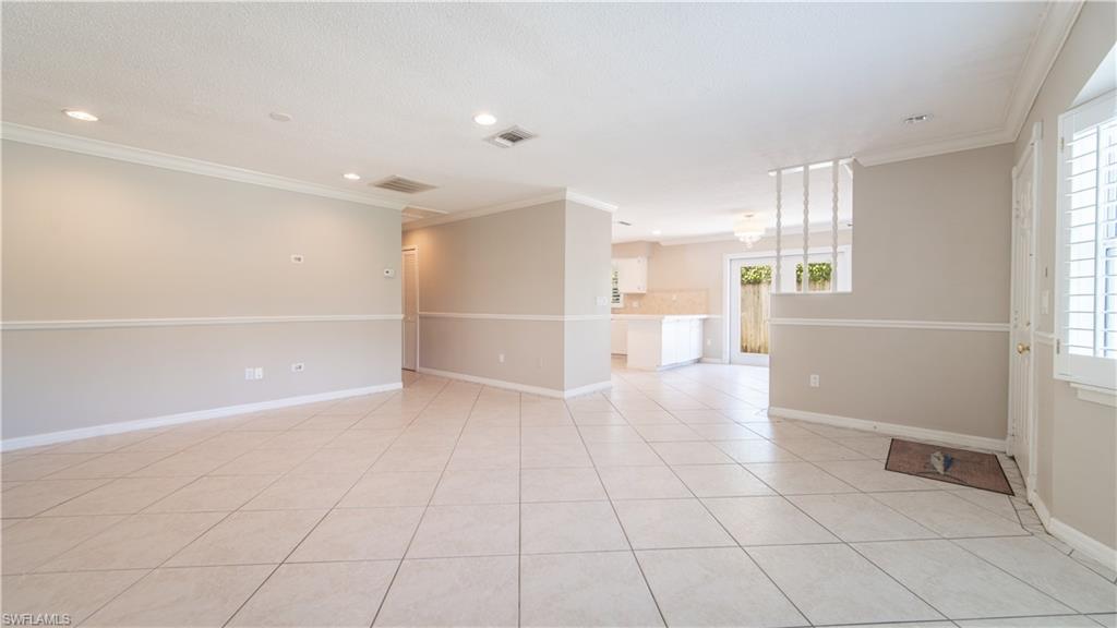 NAPLES PARK - Residential