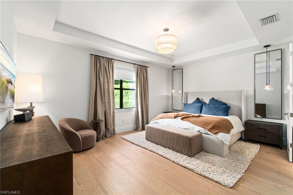 CAMDEN LAKES - Residential