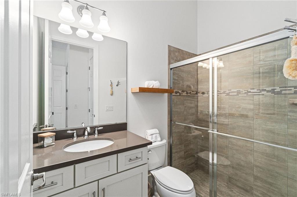 CAMDEN LAKES - Residential