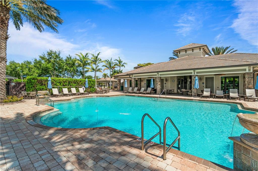 CAMDEN LAKES - Residential