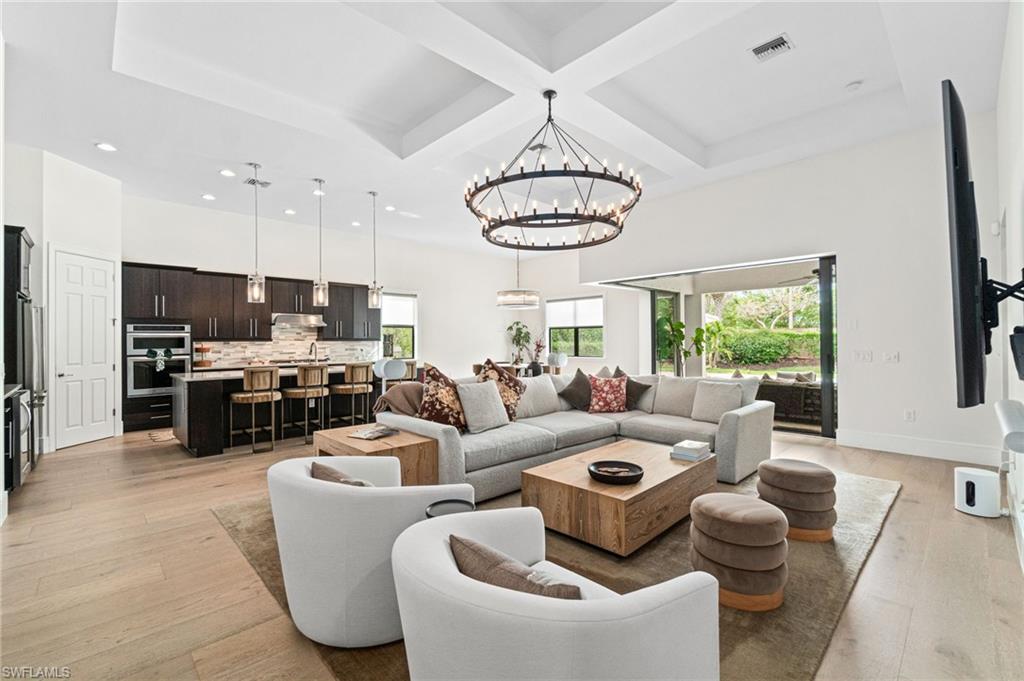 CAMDEN LAKES - Residential