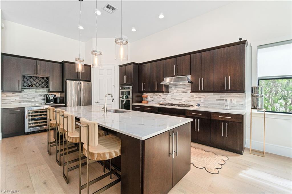 CAMDEN LAKES - Residential