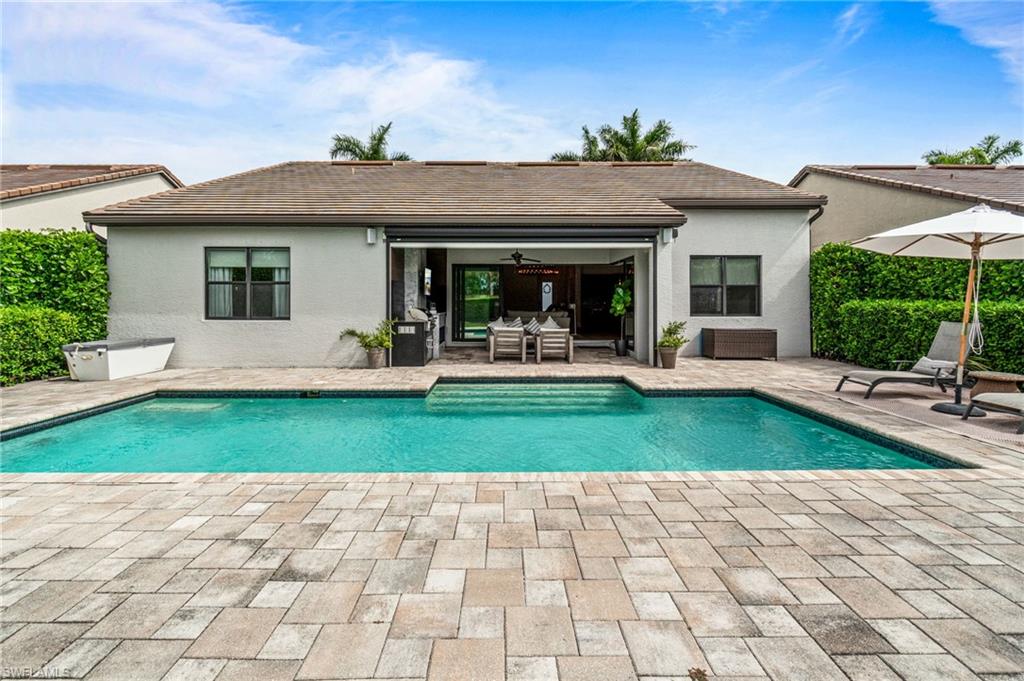 CAMDEN LAKES - Residential