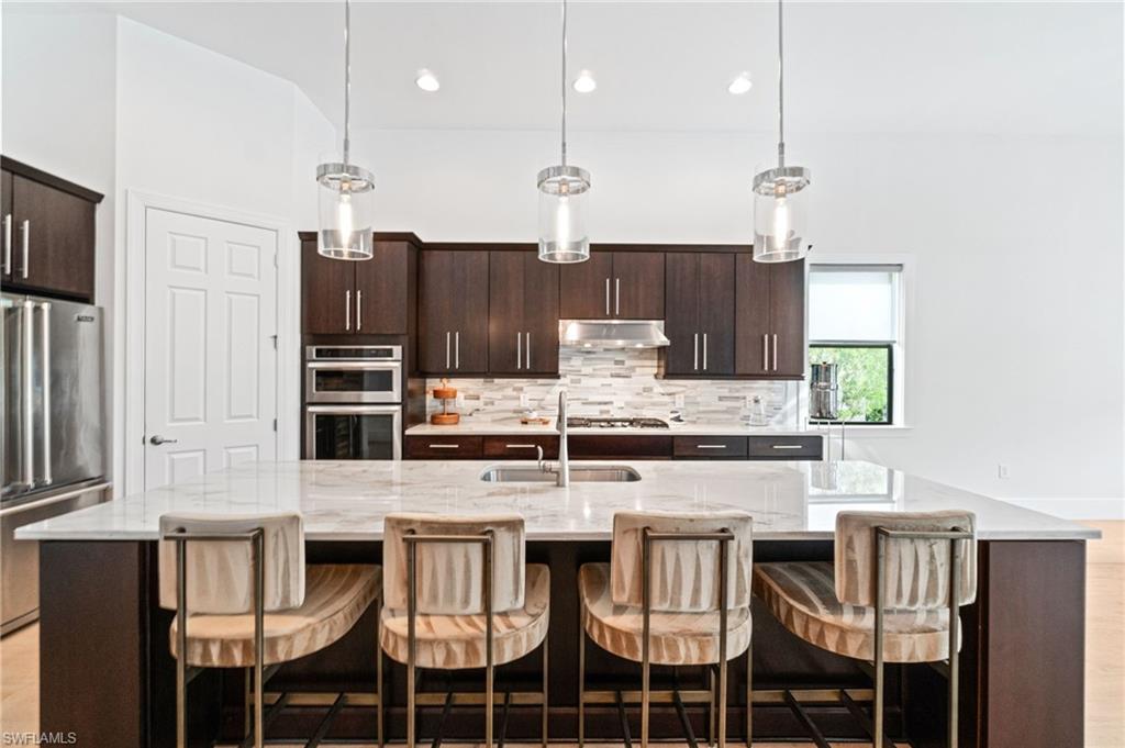 CAMDEN LAKES - Residential