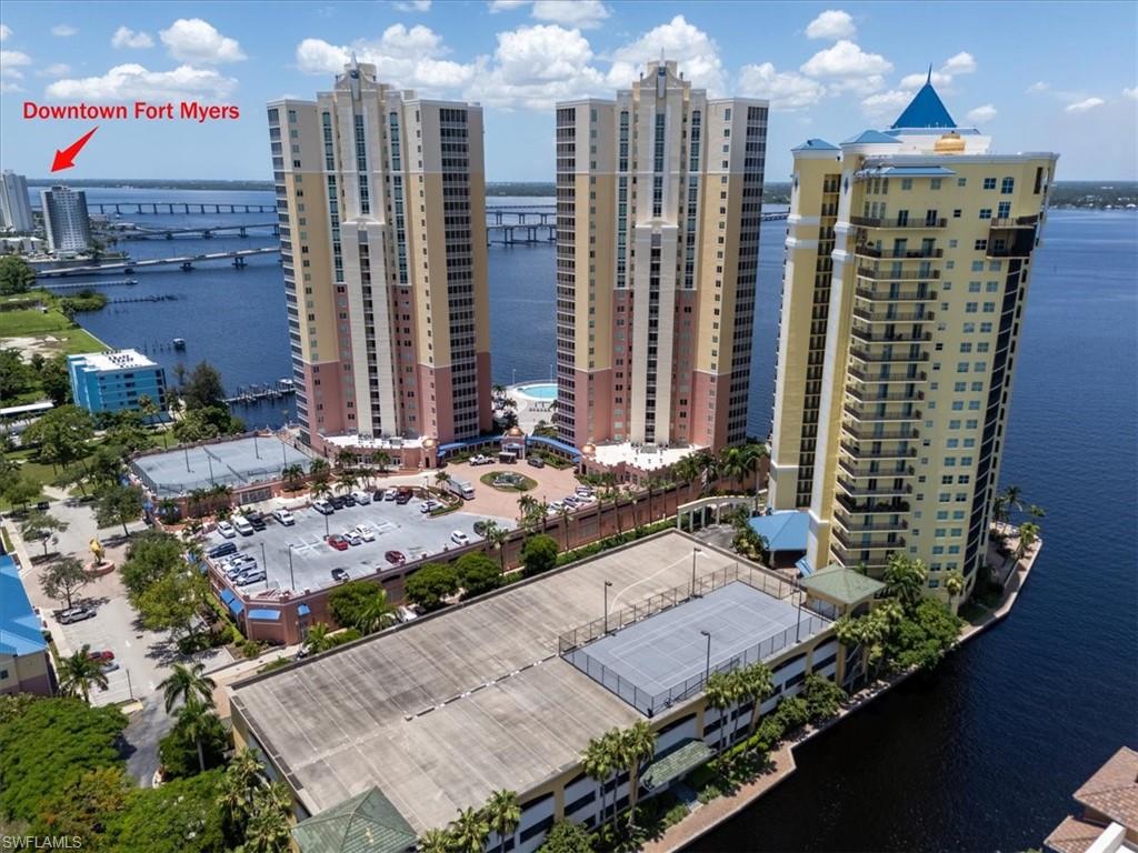 ST. TROPEZ - Residential