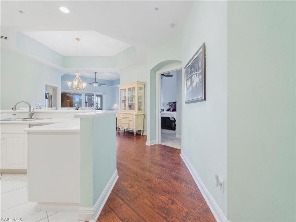 ST. TROPEZ - Residential