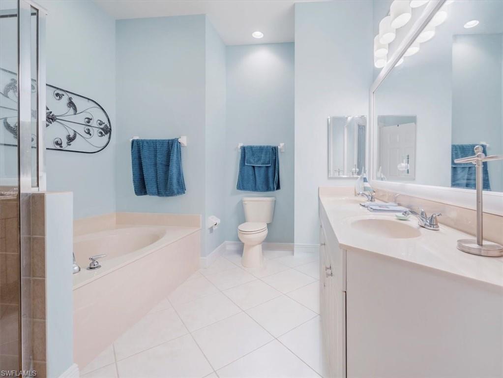 ST. TROPEZ - Residential