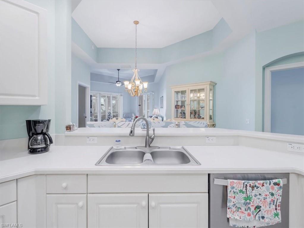 ST. TROPEZ - Residential