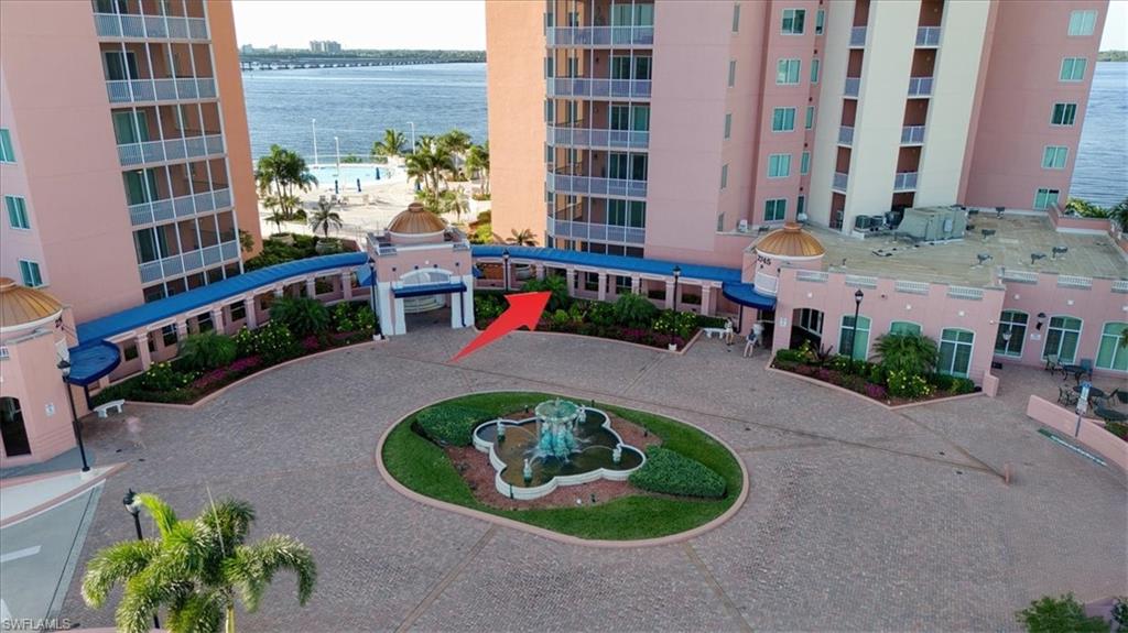 ST. TROPEZ - Residential