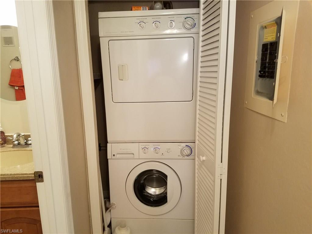 COUNTRY PINES CONDO - Residential