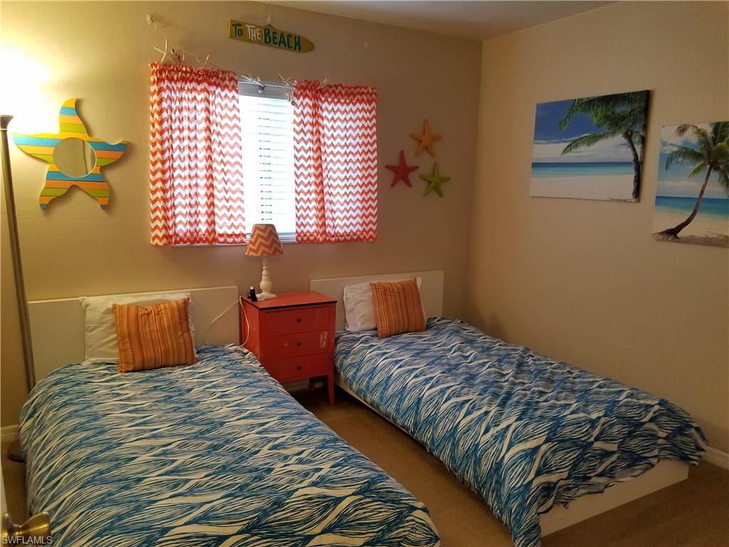 COUNTRY PINES CONDO - Residential