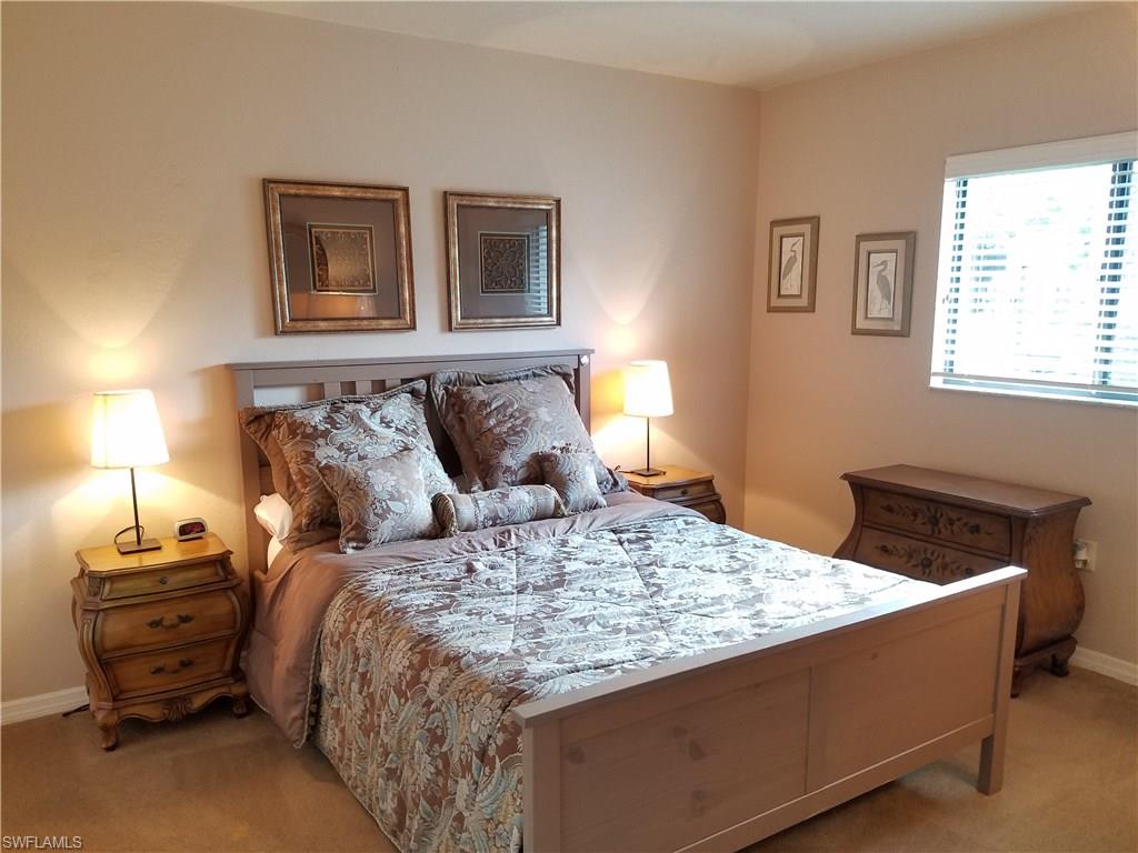 COUNTRY PINES CONDO - Residential