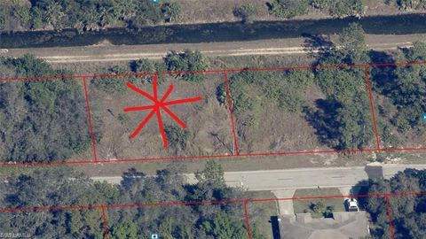 1721/1723 E 12th ST LEHIGH ACRES FL 33972