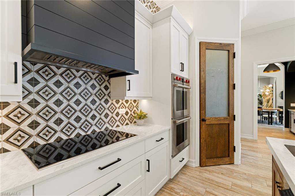 LIVINGSTON WOODS - Residential