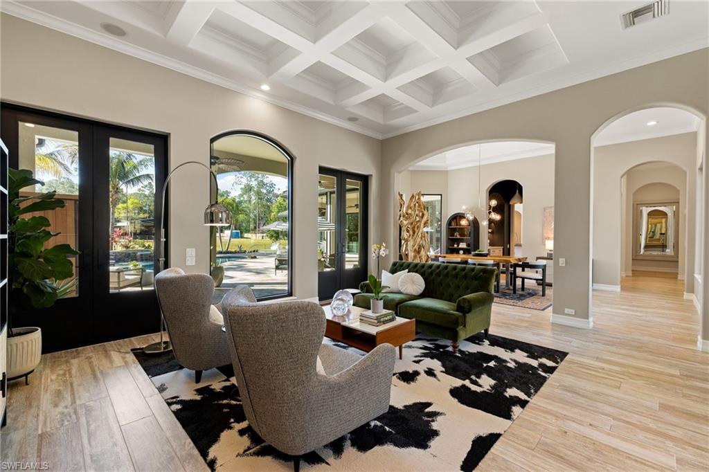 LIVINGSTON WOODS - Residential