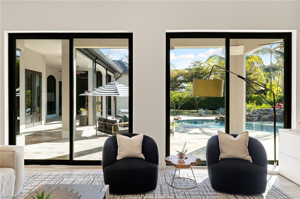 LIVINGSTON WOODS - Residential