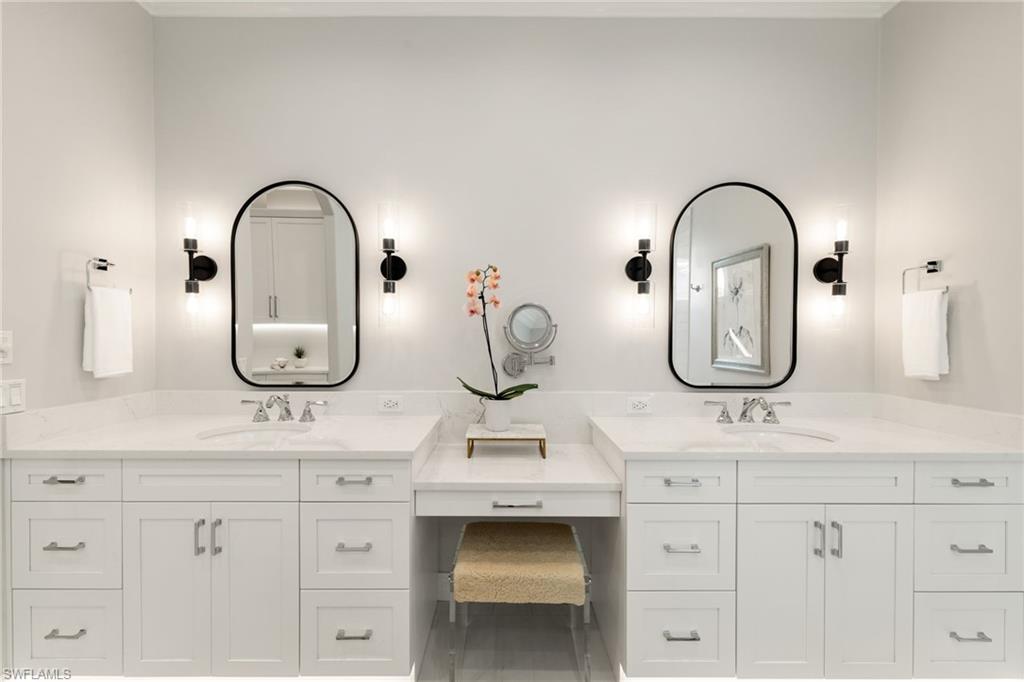 LIVINGSTON WOODS - Residential