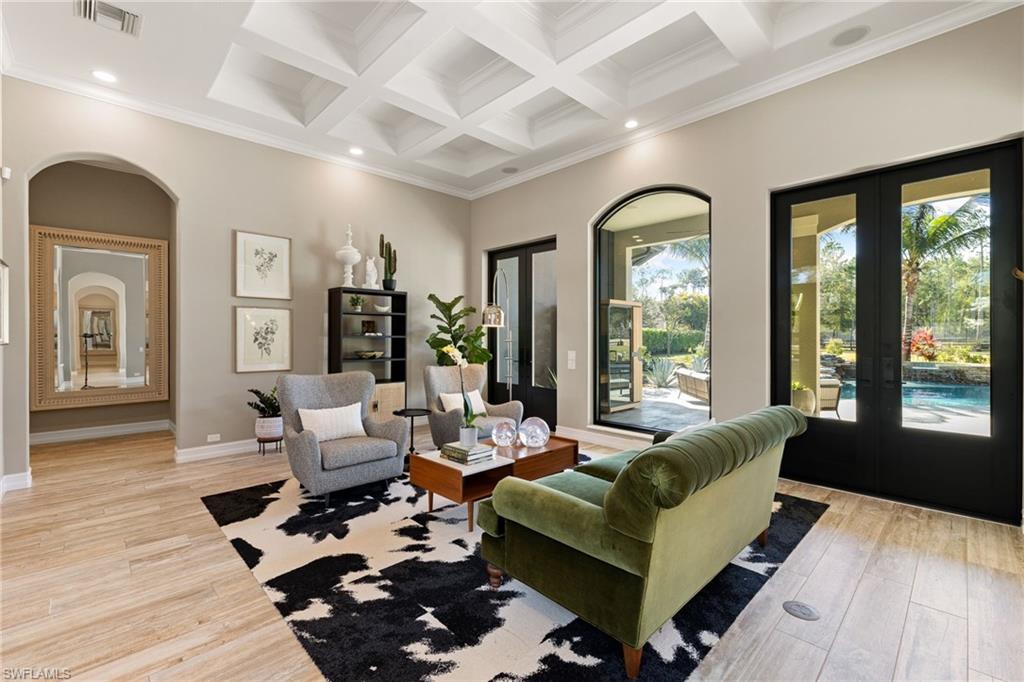 LIVINGSTON WOODS - Residential