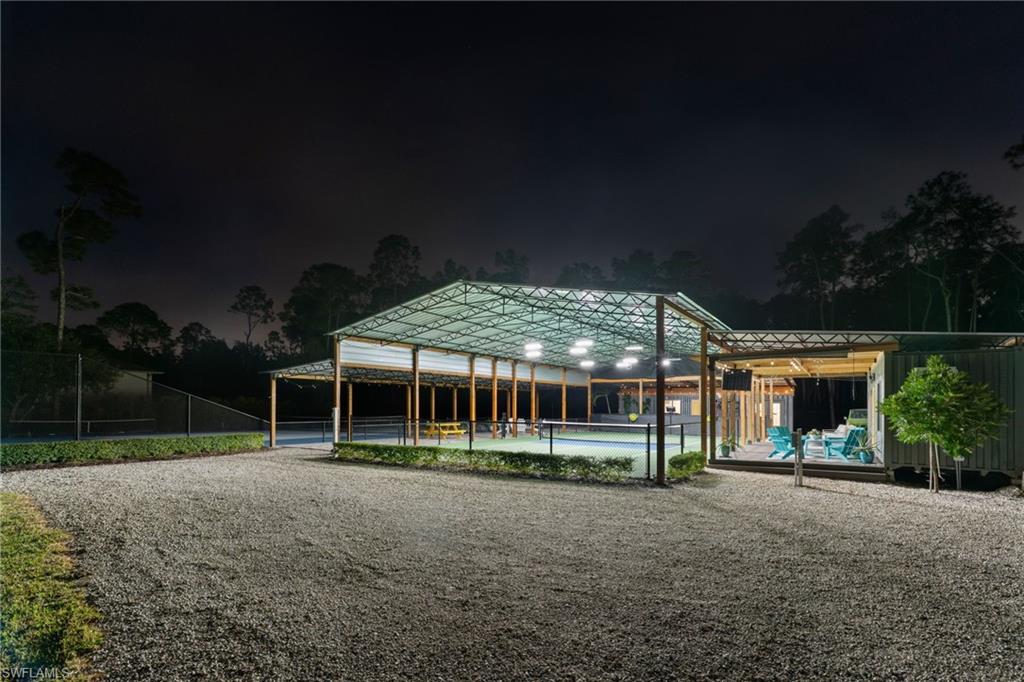 LIVINGSTON WOODS - Residential