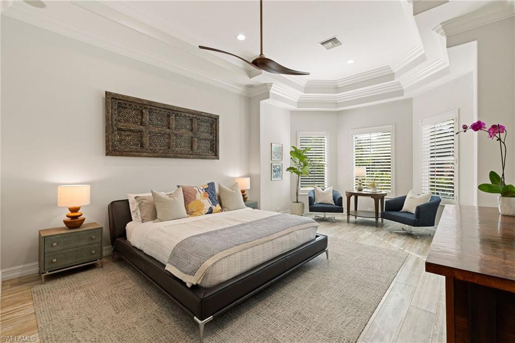 LIVINGSTON WOODS - Residential