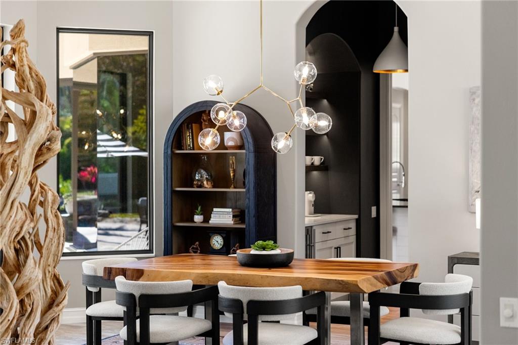 LIVINGSTON WOODS - Residential