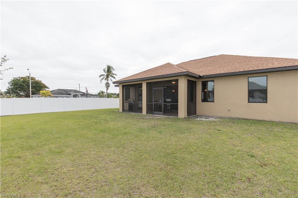 CAPE CORAL - Residential