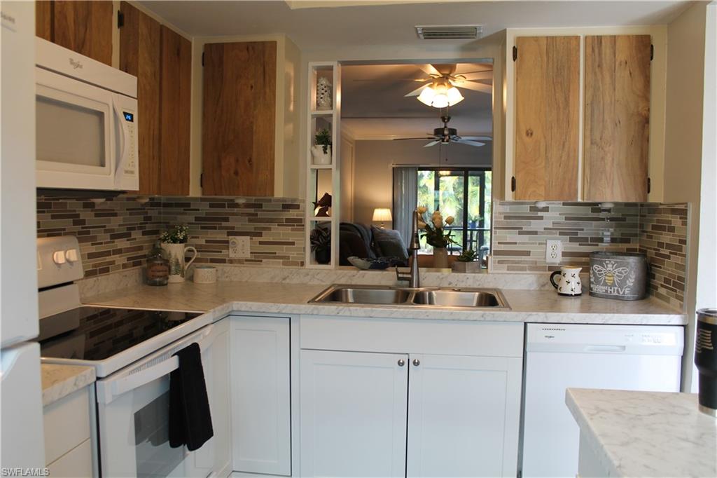 CAPE PARKWAY - Residential