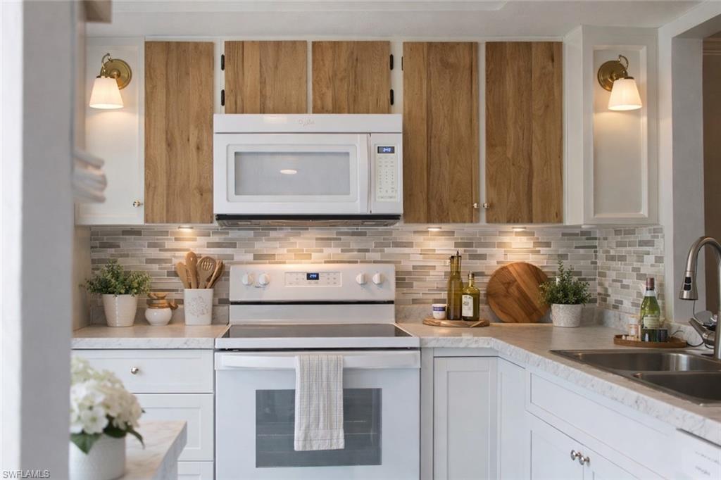 CAPE PARKWAY - Residential