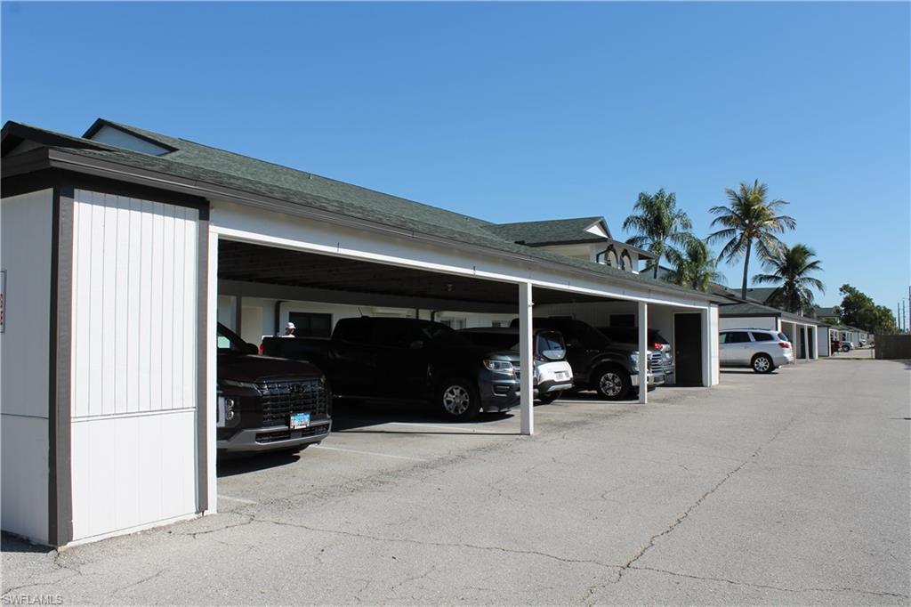 CAPE PARKWAY - Residential