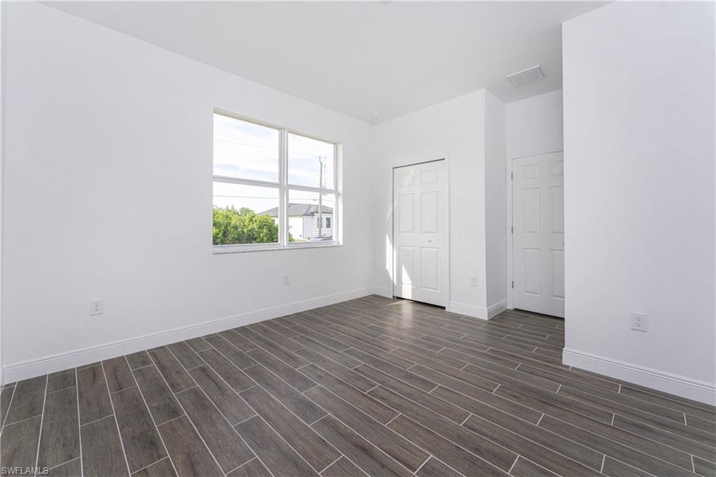 SOUTH GULF COVE - Residential