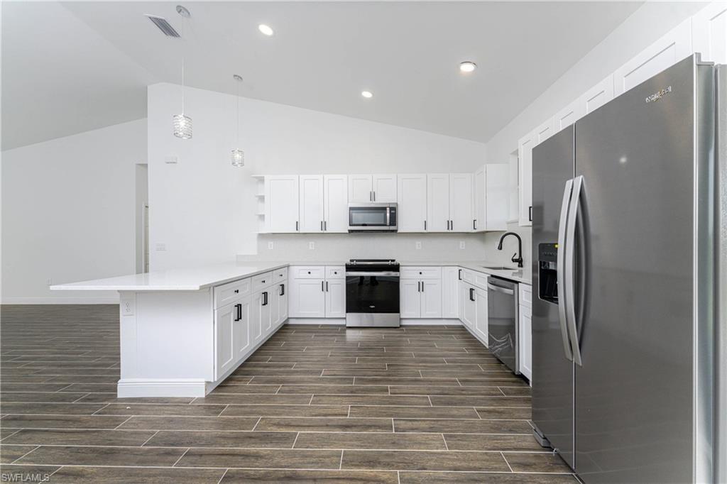 SOUTH GULF COVE - Residential