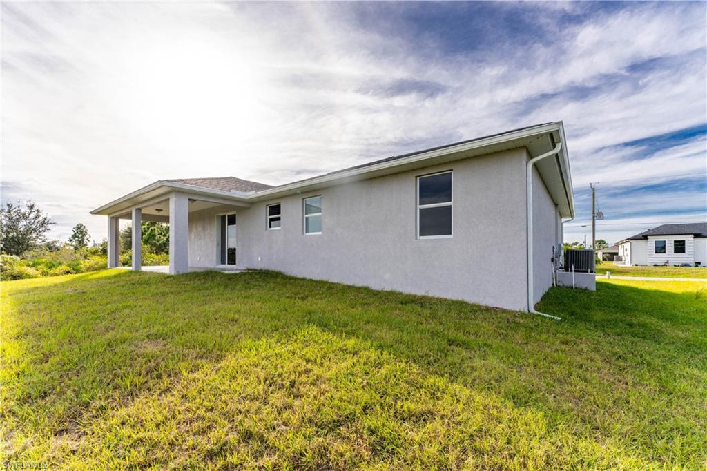 SOUTH GULF COVE - Residential