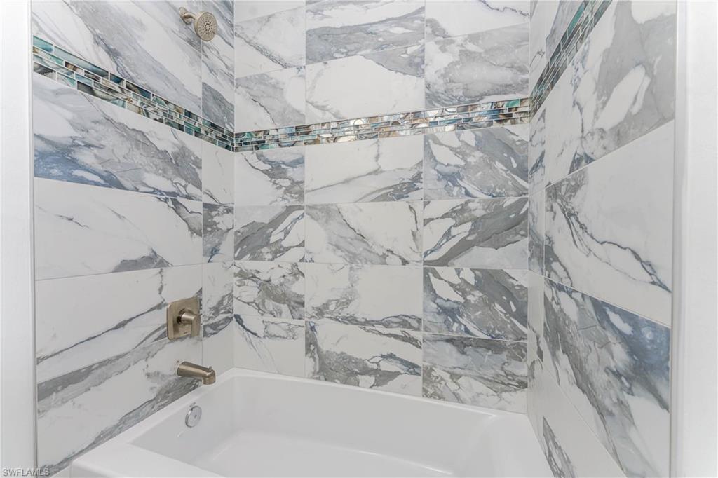 SOUTH GULF COVE - Residential