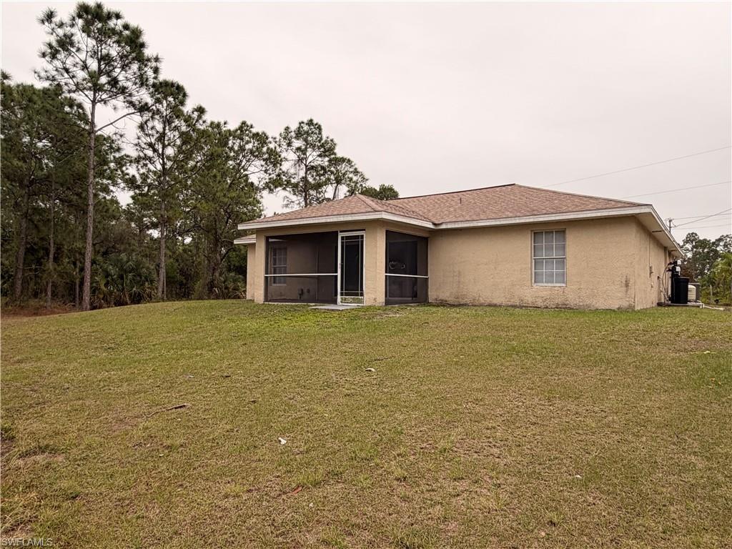 TWIN LAKE ESTATES - Residential Lease