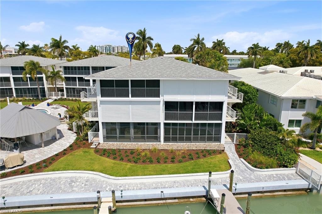 MOORINGS BAY APTS - Residential