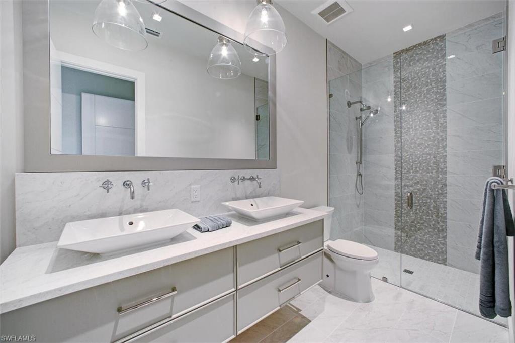 BONITA BEACH - Residential