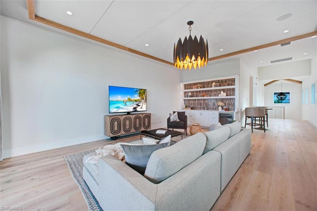 BONITA BEACH - Residential