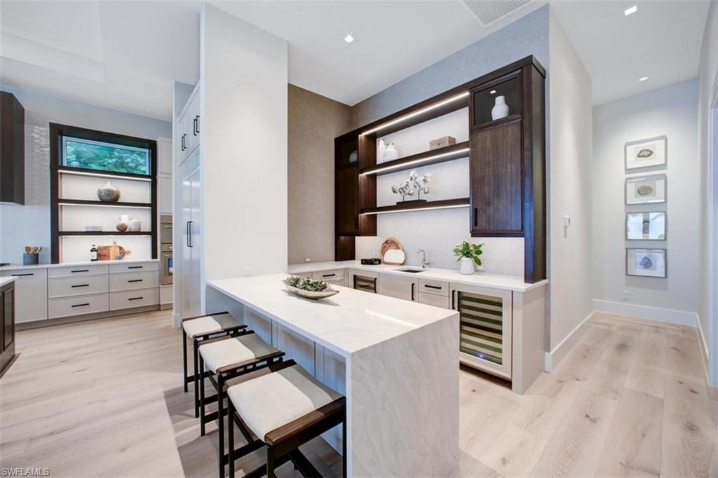 BONITA BEACH - Residential