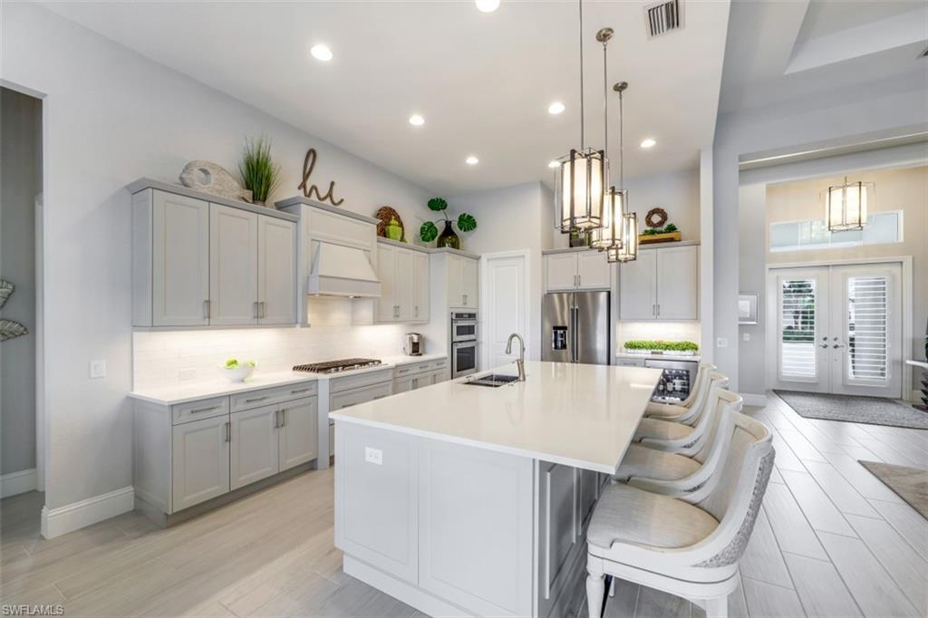 ISLES OF COLLIER PRESERVE - Residential